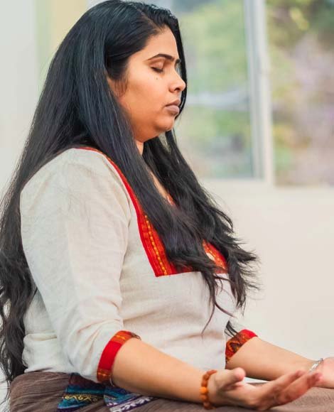Evening meditation during yoga teacher training in Rishikesh