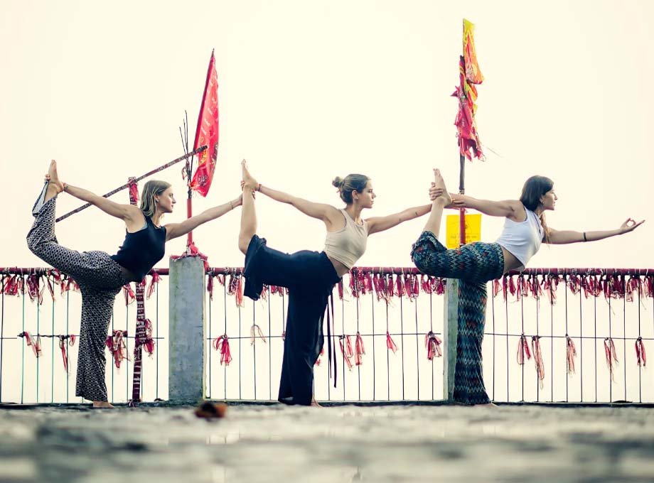 Group of 500 hour yoga teacher training students at Avatar Yoga School